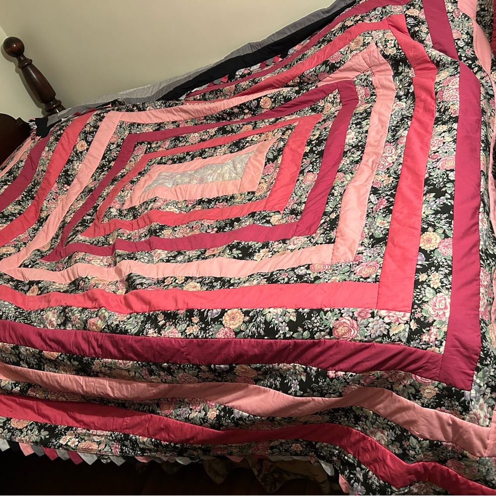 Homemade Patchwork Elegant Floral Striped Reversible Queen Quilt Pink/Black/Grey